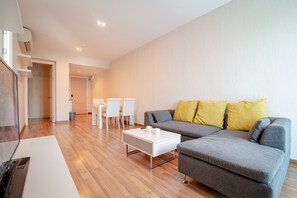 Living area - My Resort Beach Apartment 2 (Hua Hin)