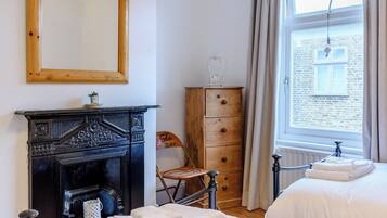 2 bedrooms, free WiFi, bed sheets
