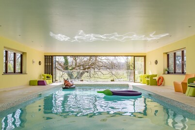 Honeywood Lodge by Bloom Stays with Indoor Pool ideal for families and children