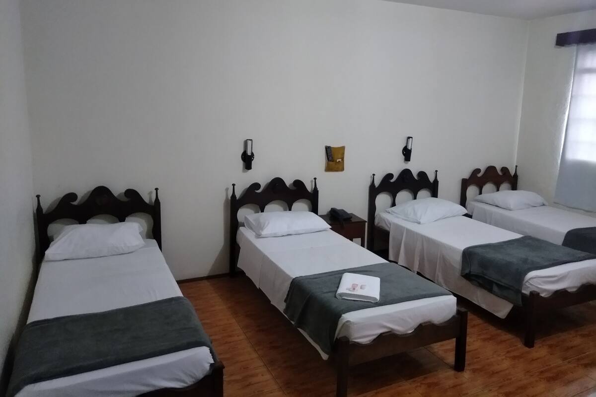 Comfort Quadruple Room | Individually decorated, individually furnished, desk, laptop workspace