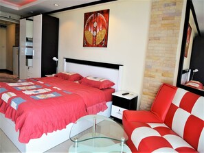 公寓式客房, 1 间卧室, 吸烟房, 阳台 | 1 多间卧室、WiFi