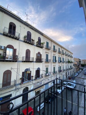 View from property - 55 Aira (Palermo)