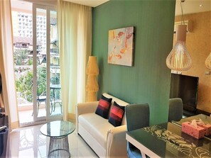 Condo, 1 quarto, para fumantes, sacada | Área de estar