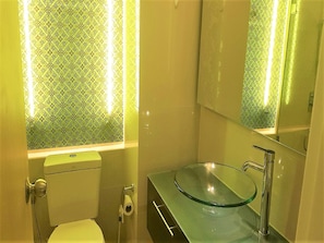 Condo, 1 quarto, para fumantes, sacada | Banheiro
