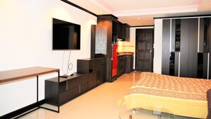 Condo, 1 Bedroom, Accessible, Smoking - Angket Condominium Fully Furnished 14th Floor Studio Apartment (Pattaya)