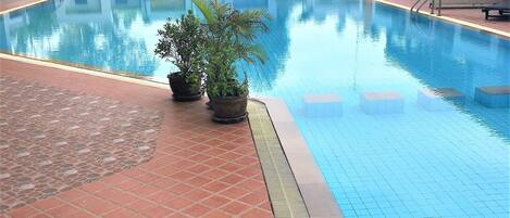 Condo, 1 Bedroom, Accessible, Smoking | Pool | Outdoor pool