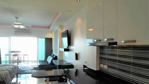 Apartment, 1 Schlafzimmer, Raucher, Balkon | Speisen