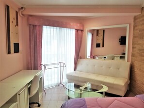 Apartment, 1 Schlafzimmer, Raucher, Balkon | Wohnbereich