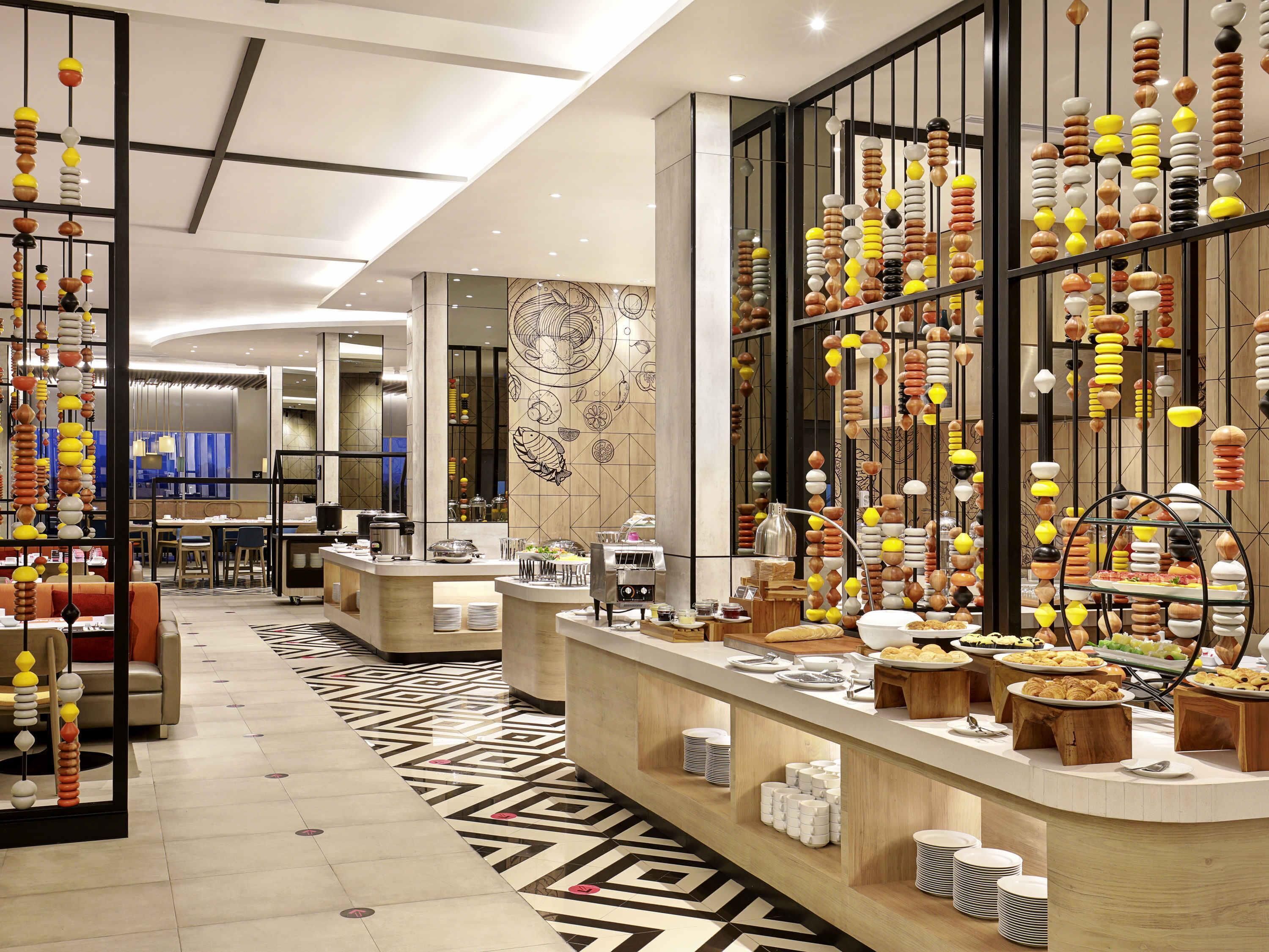 Frokostbuffé hver dag (IDR 121000 per person)