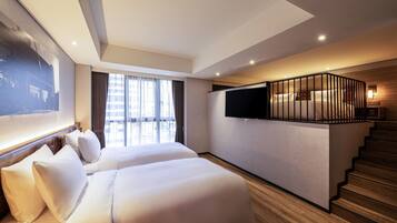 Premium bedding, in-room safe, individually furnished, desk