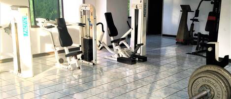 Condo, 1 Bedroom, Accessible, Smoking | Fitness facility