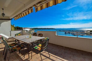 Terrace/patio - Big Terrace With Great sea View (Zadar)
