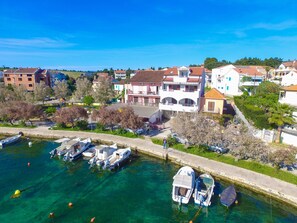 Apartment, 2 Bedrooms, Terrace, Ocean View | Front of property