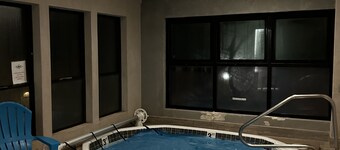 Base area Unit! Short walk to lift! Clean and comfortable! Best deal