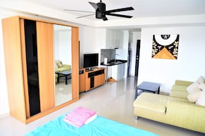 Condo, 1 chambre, fumeur, balcon | Intérieur