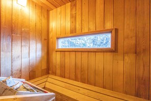 Spa - Dog-friendly Chalet W/great Views & Sauna, Near the Slopes (Girdwood)