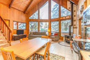 غرفة المعيشة