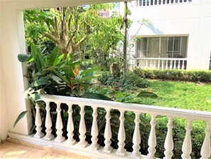 ระเบียง