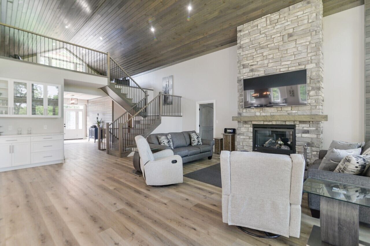 The Lake House provides luxury and prestige!