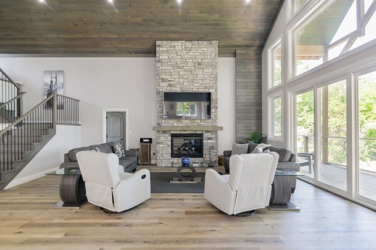 The Lake House provides luxury and prestige!