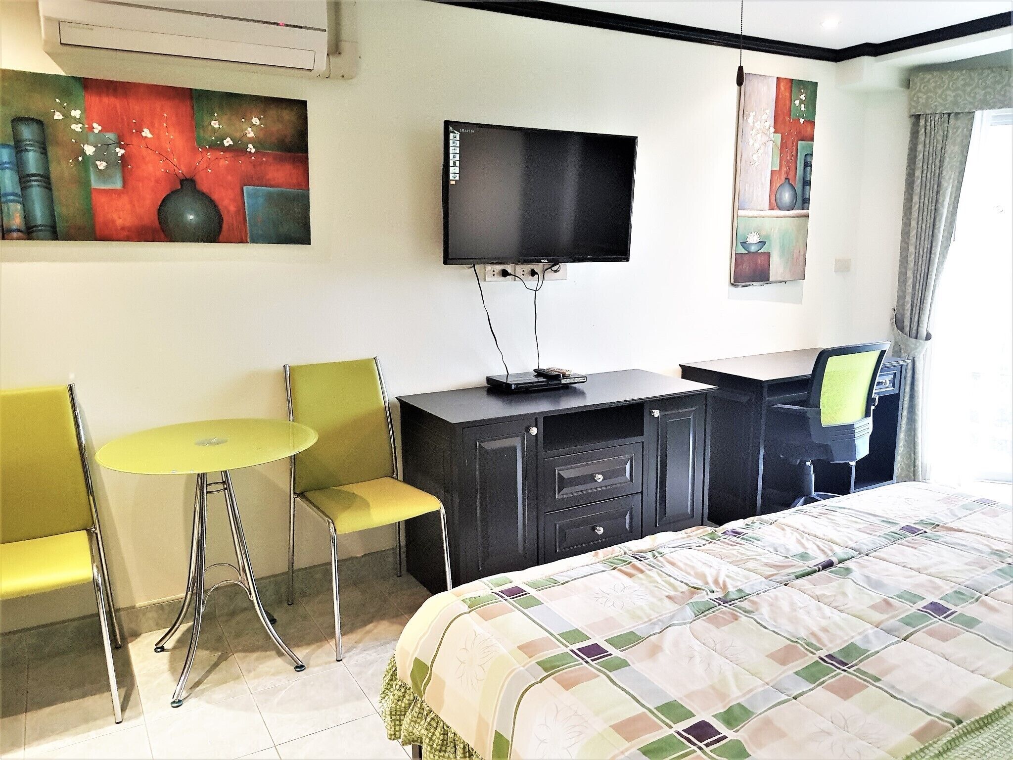 Apartment, 1 Bedroom, Smoking, Balcony