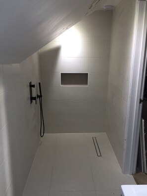 Douche de la salle de bain