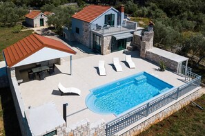Villa, 2 Bedrooms, Accessible | Exterior