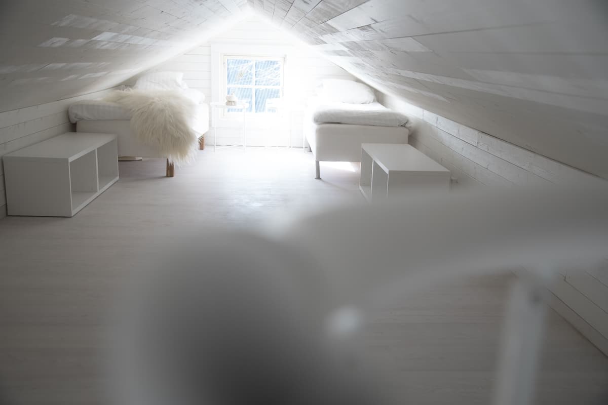 exclusive suite | 1 bedroom, individually decorated, individually furnished, desk