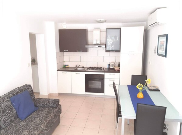 Apartment, 1 Schlafzimmer, Raucher | Eigene Küche | Kühlschrank, Wasserkocher, Kochgeschirr/Geschirr/Besteck