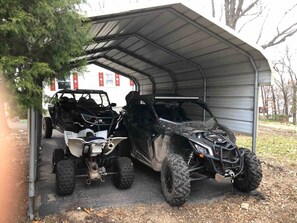 المنطقة المحيطة بالمنشأة