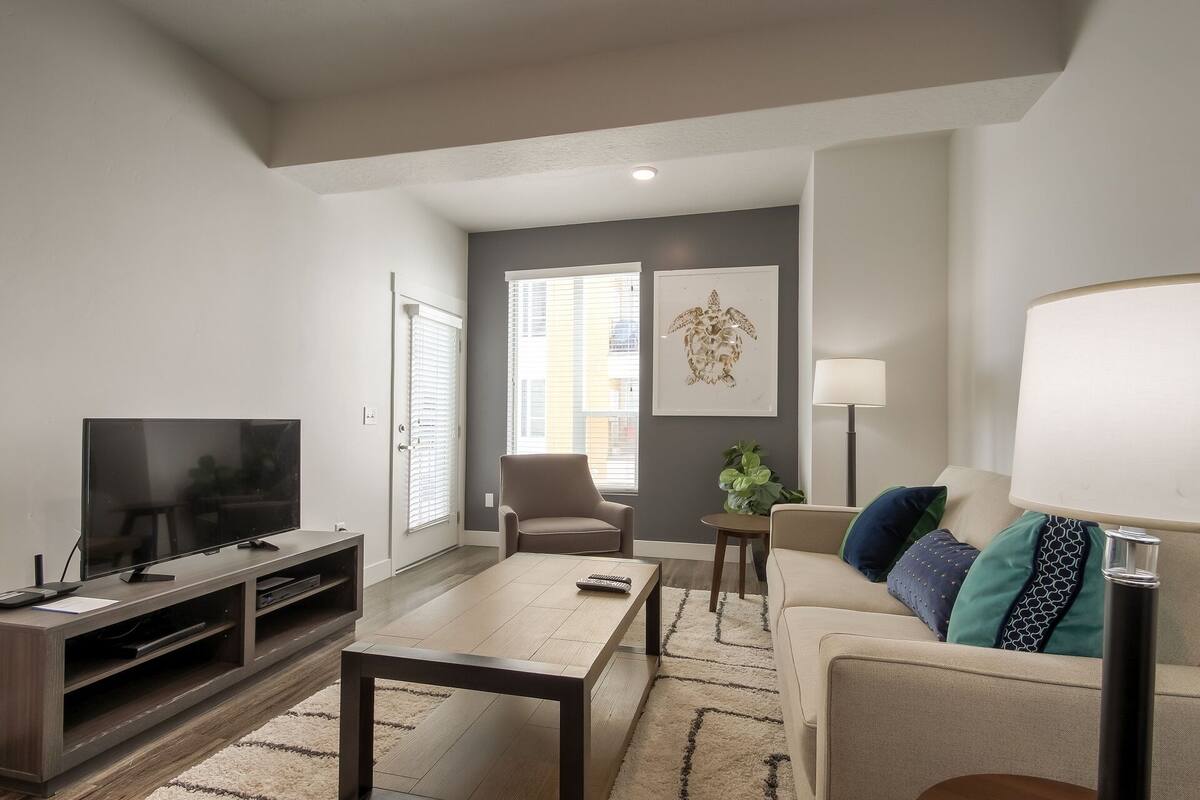 Apartment, 2 Bedrooms | Living area