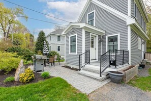 Exterior - Cozy Home Downtown Boothbay Harbor (Boothbay Harbor)