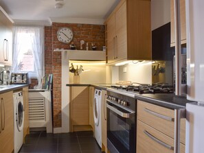Dishwasher - 2 bedroom accommodation in Herne Bay, near Whitstable (Herne Bay, near Whitstable)