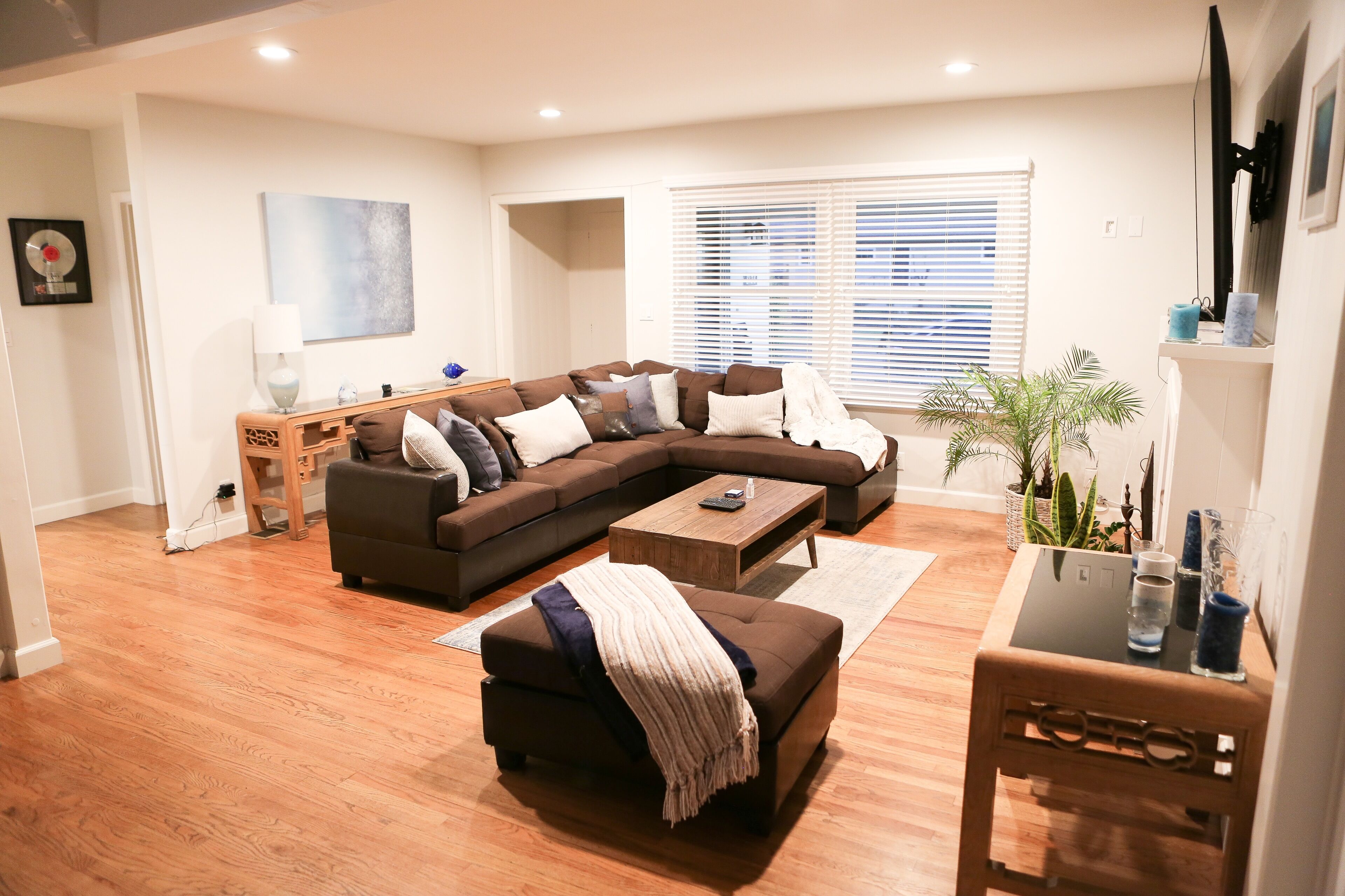 Welcome to Casa del Mar, your home away from home.