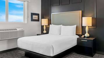 Suite, Multiple Beds, Non Smoking, Refrigerator & Microwave (with Sofabed) | Pillow-top beds, desk, laptop workspace, iron/ironing board
