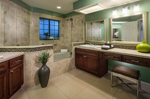 Combined shower/tub