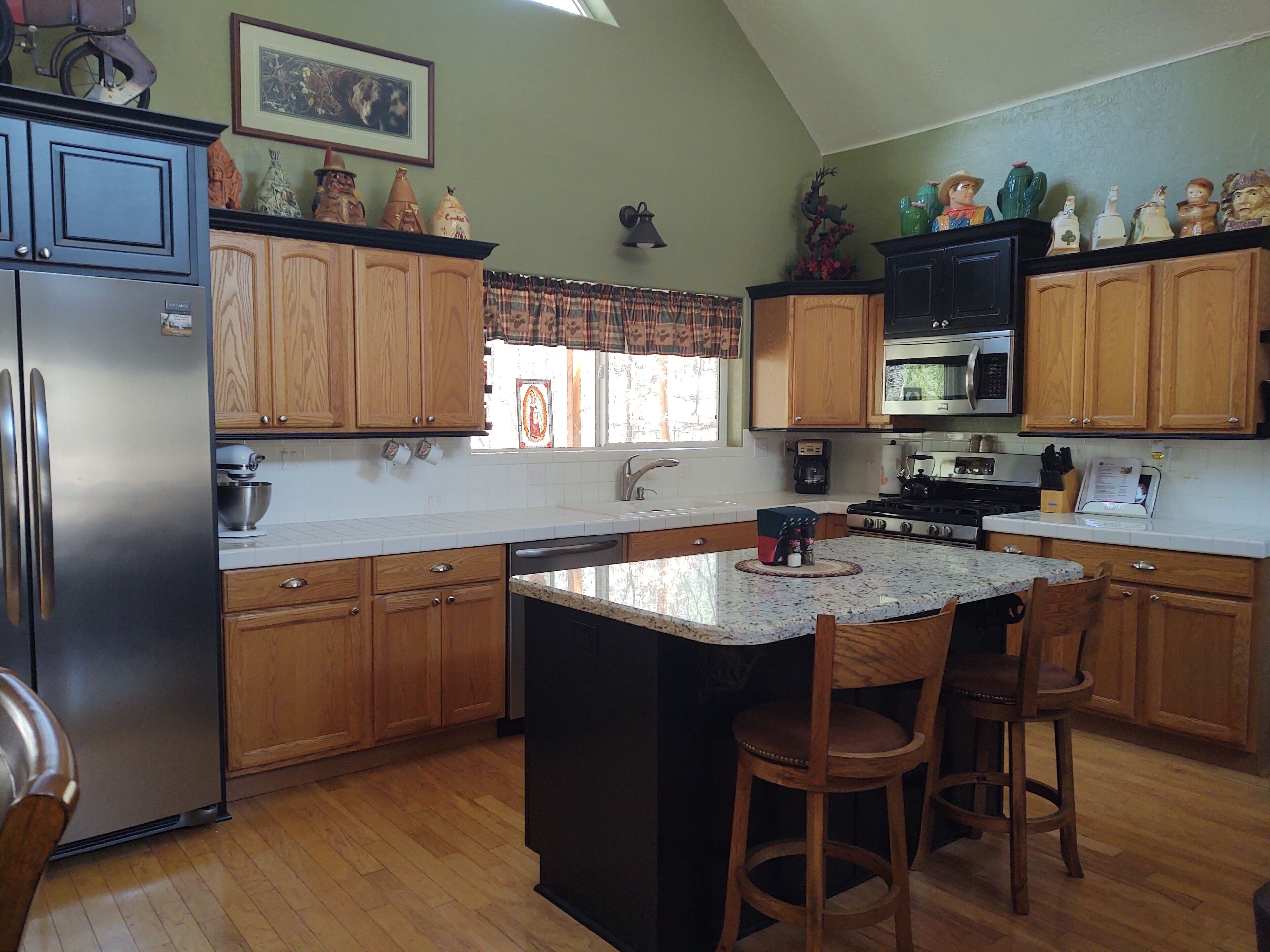 Pinebear - Beautiful Log-sided  Home in the Pines