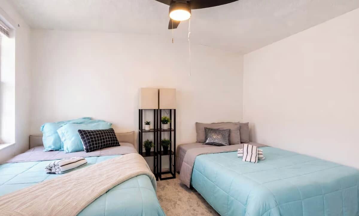 3 habitaciones, wifi gratis y ropa de cama 