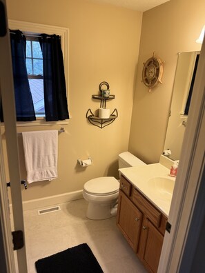 シャワー付き浴槽、ジェットバス、タオル