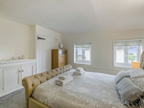 3 chambres, Wi-Fi gratuit, draps fournis