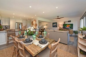 Dining - Kaanapali Plantation 25 Remodeled 3BD Condo Ocean Views (Lahaina)