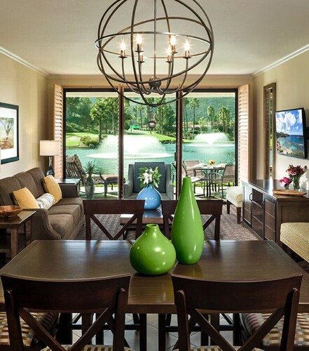 Christmas Welk San Diego California 1 bedroom (inquire about 2bdrm lockoff)