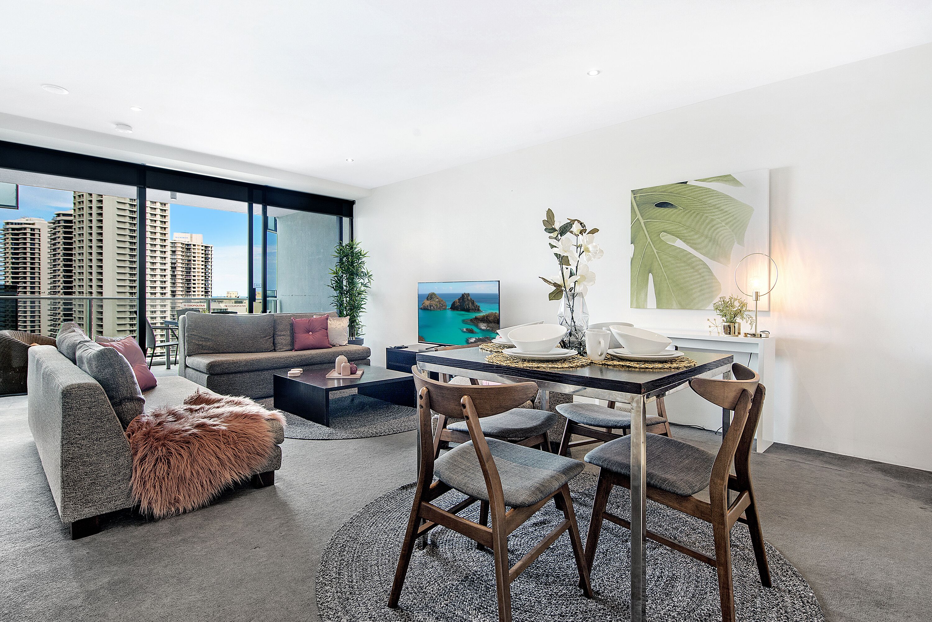 SLEEPS 5 HEART OF CI — image 6