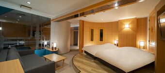 로얄 호텔 우오하치 베테이