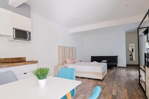 Junior-Suite | Laptopgeeigneter Arbeitsplatz, Bettwäsche