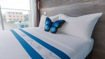 Quadruple Room, Balcony | Blackout curtains, free WiFi, bed sheets