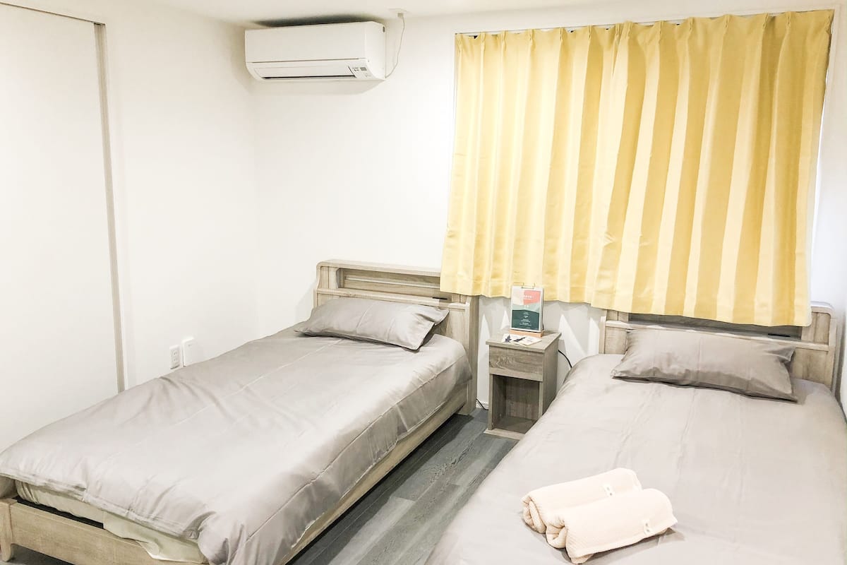 Apartment (102) | 1 bedroom, blackout drapes, free WiFi, bed sheets