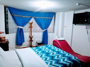 双人房, 1 张大床, 私人浴室 | 免费 WiFi、床单