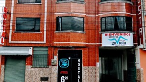 Front of property - HOSTAL GAVIOTA DEL SUR TRES (Quito)