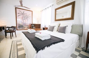 6 chambres, fer et planche à repasser, Wi-Fi gratuit, draps fournis